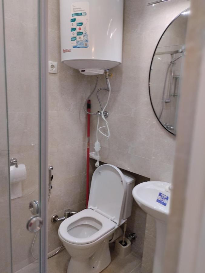Room In Sololaki 第比利斯 外观 照片